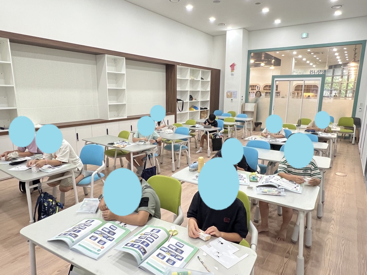 20250917_부산도서관_다박사의 마법 큐브.jpg