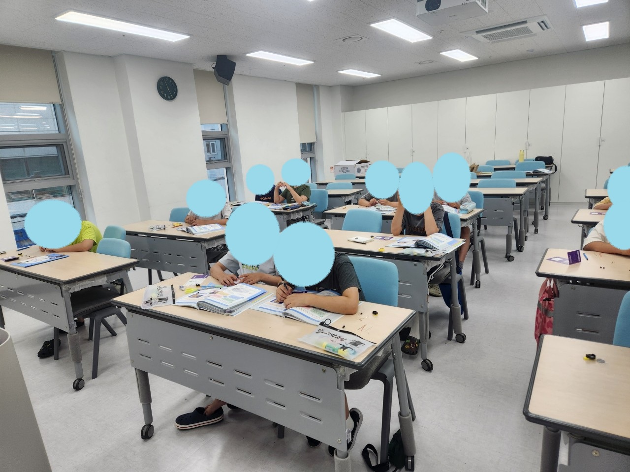 20250827_당리동행정복지센터_세상을 움직이는 작은 칩.jpg