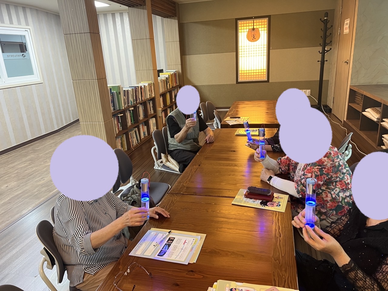 20250918_사상구노인복지관_보이지 않는 빛.jpg